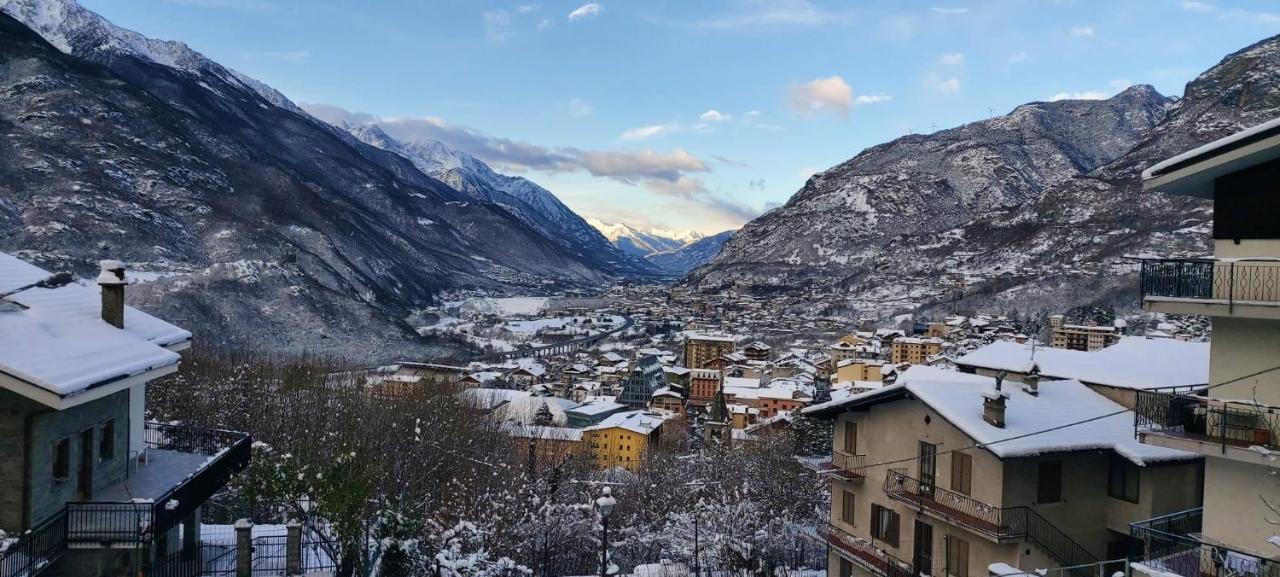 Casa Vista Saint Vincent Accanto Alle Terme Exteriör bild